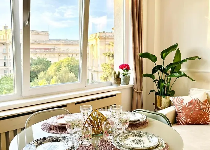 Serendipity I Elegant At Sala Palatului Appartement
