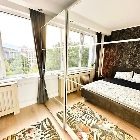 Serendipity I Elegant At Sala Palatului *