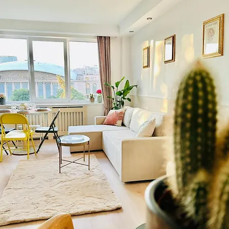 Serendipity I Elegant At Sala Palatului * Bucureşti