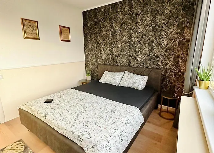 Serendipity I Elegant At Sala Palatului * Bucureşti